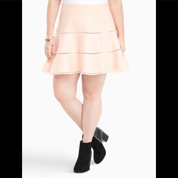 Torrid Blush Flare Sweater Skirt Size 1 NWT - Picture 4 of 5